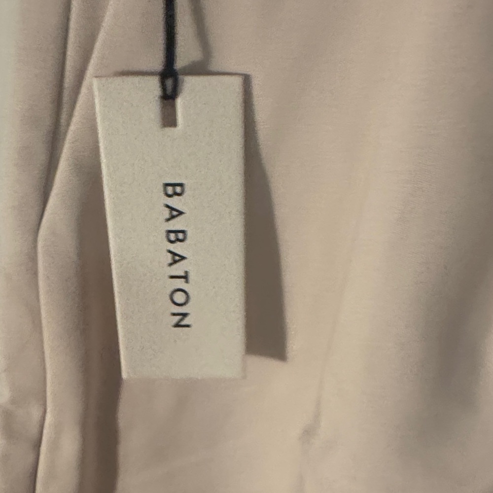 Babaton Cream High-Rise Tailored Pleated Shorts - Picture 3 of 5